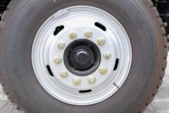 飞碟 W7 220马力 6X2 6.2米排半仓栅式载货车(国六)(FD5240CCYP78K6-1)