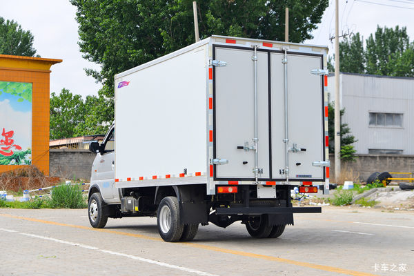 后双轮更平稳，集装箱为您挡风遮雨，2.5吨后桥承载力更强