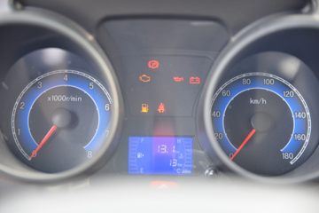 ; T3(ԭСW) 1.6L 123  3.05ʽС(̥)(EQ5031XXY60Q6AC)ͼƬ