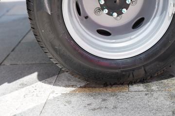 ���� ���� ������ 2.0L 136���� ���� 3.8�׵�������΢��(����)(LZW1031GHU)ͼƬ