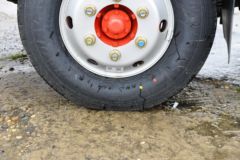 东风 多利卡D6-M超能Y 科技版 163马力 4.17米单排栏板轻卡(国六)(EQ1041S5CDF)