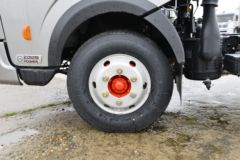 东风 多利卡D6-M超能Y 科技版 163马力 4.17米单排栏板轻卡(国六)(EQ1041S5CDF)