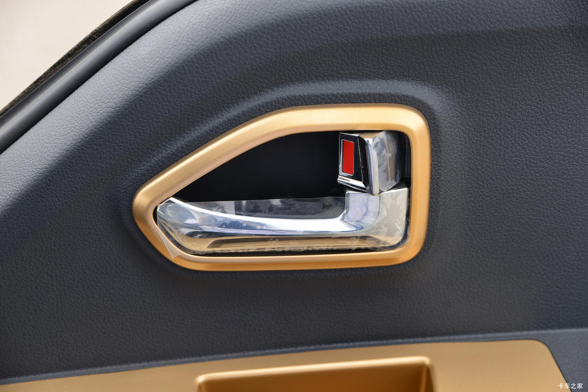 ����;�� T5 1.6L 122���� ���� 3.965�׵�����ʽС��(����)(EQ5031XXY16QEAC)��ʻ��                                               