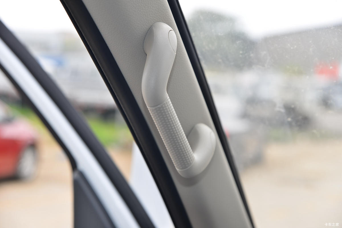 ����;�� T5 1.6L 122���� ���� 3.965�׵�����ʽС��(����)(EQ5031XXY16QEAC)��ʻ��                                               