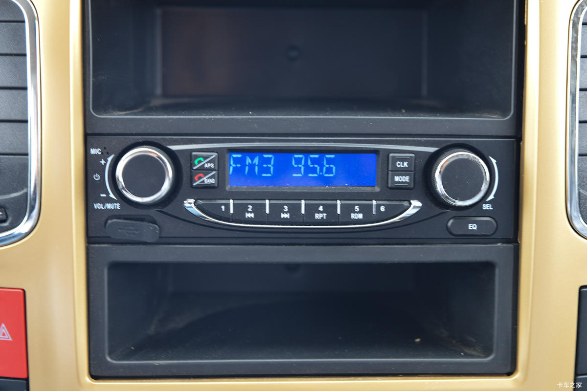 ����;�� T5 1.6L 122���� ���� 3.965�׵�����ʽС��(����)(EQ5031XXY16QEAC)��ʻ��                                               