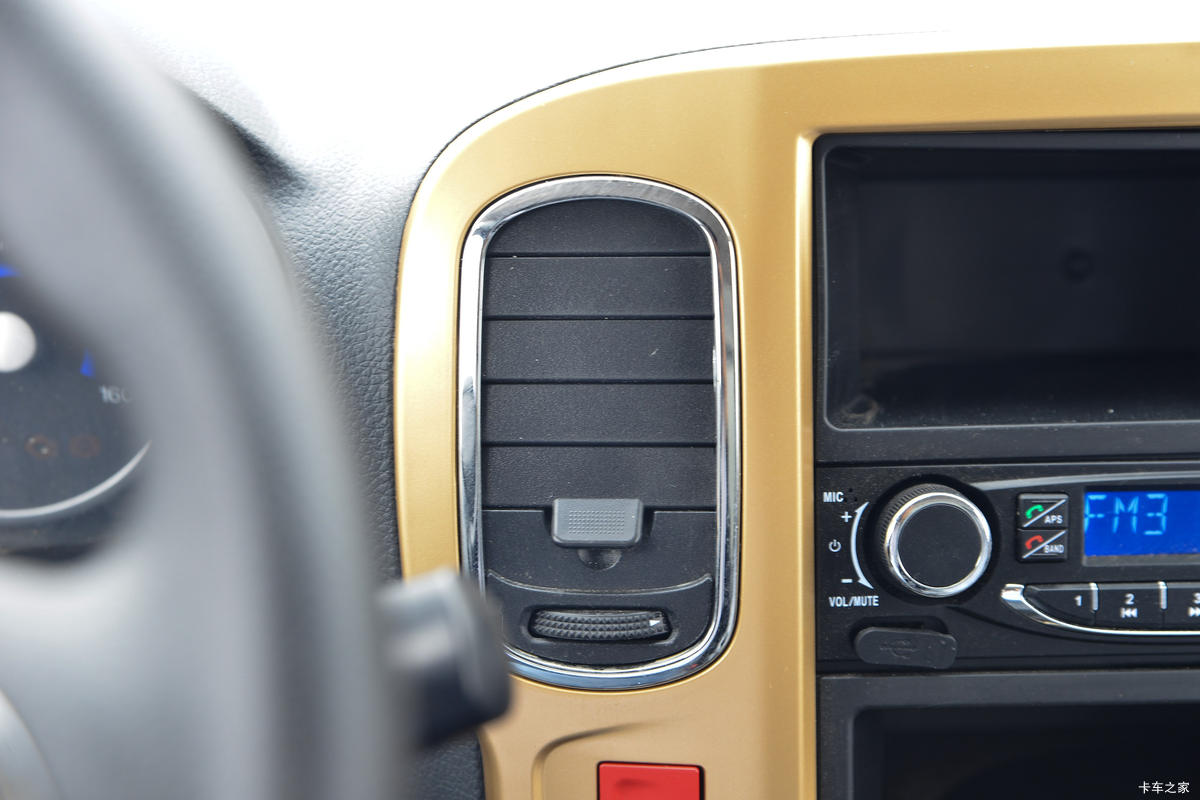 ����;�� T5 1.6L 122���� ���� 3.965�׵�����ʽС��(����)(EQ5031XXY16QEAC)��ʻ��                                               