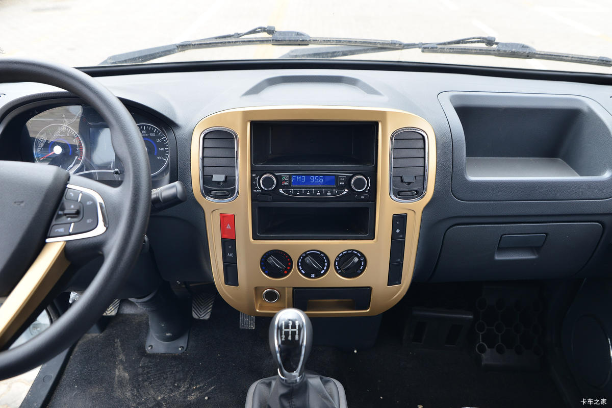 ����;�� T5 1.6L 122���� ���� 3.965�׵�����ʽС��(����)(EQ5031XXY16QEAC)��ʻ��                                               