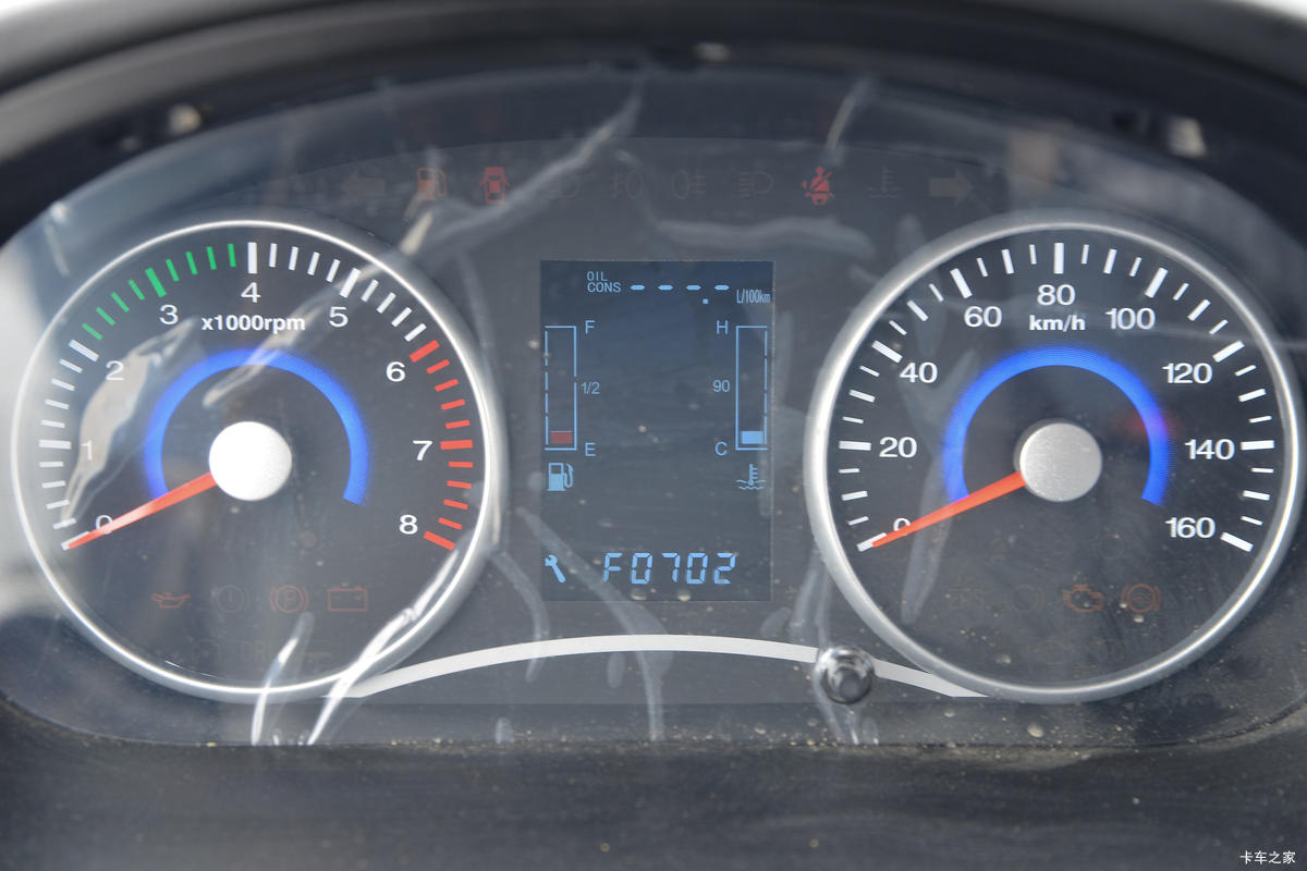 ����;�� T5 1.6L 122���� ���� 3.965�׵�����ʽС��(����)(EQ5031XXY16QEAC)��ʻ��                                               