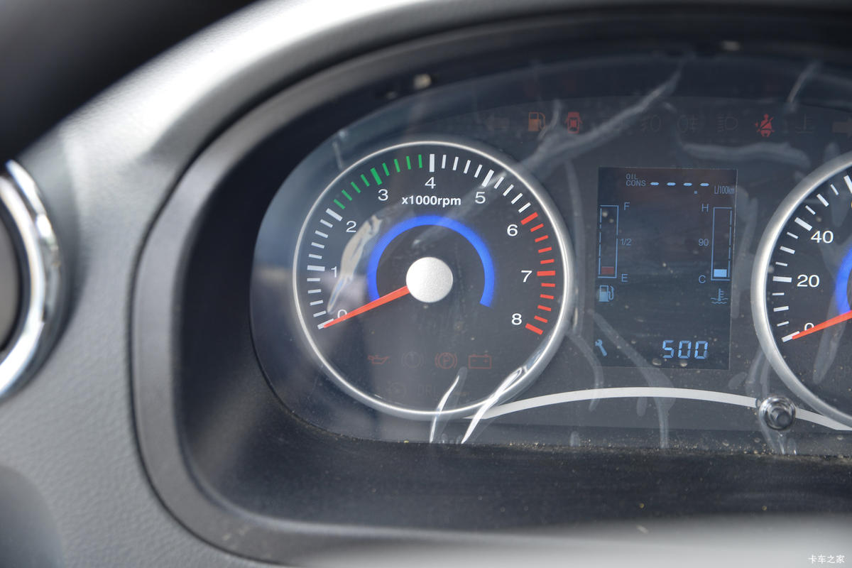 ����;�� T5 1.6L 122���� ���� 3.965�׵�����ʽС��(����)(EQ5031XXY16QEAC)��ʻ��                                               