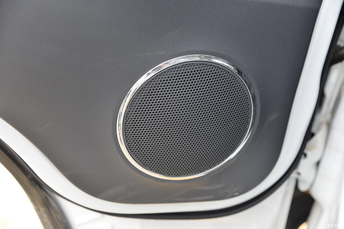 ����;�� T5 1.6L 122���� ���� 3.965�׵�����ʽС��(����)(EQ5031XXY16QEAC)��ʻ��                                               