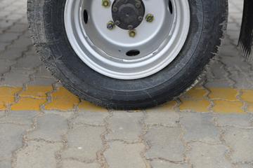 ����;�� T5 1.6L 122���� ���� 3.965�׵�����ʽС��(����)ͼƬ