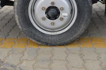 ����;�� T5 1.6L 122���� ���� 3.965�׵�����ʽС��(����)ͼƬ