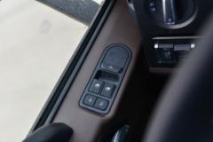 解放 领途 150马力 4.2米单排栏板轻卡(中体)(CA1040P40K59L2E6A85)