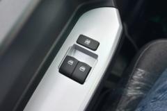 东风福瑞卡 福小瑞M5Q 1.6L 120马力 汽油 3.25米单排厢式微卡(国六)(EQ5039XXY3EDFAC)