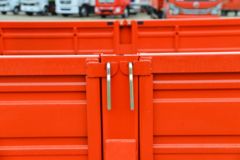 东风 多利卡D6-L 超能版舒适版 140马力 4.17米单排栏板轻卡(国六)(速比4.875)(EQ1041S8CD2)