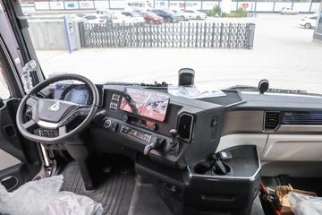 �й����� �ǵ¿�SITRAK C9H�ؿ� ������ 570���� 6X4 AMT�Զ���ǣ����(����)(��Һ��)ͼƬ