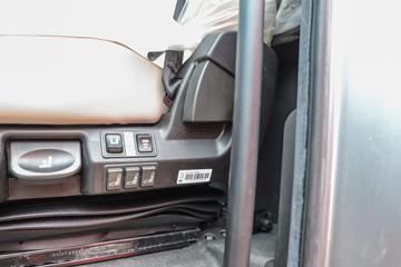 �й����� �ǵ¿�SITRAK C9H�ؿ� ������ 570���� 6X4 AMT�Զ���ǣ����(����)(��Һ��)ͼƬ