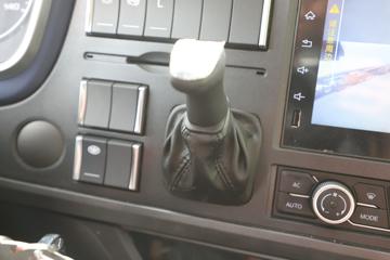 һ����� J6V�ؿ� �캽�� 620���� 6X4 AMT�Զ���ǣ����(Һ��)(CA4250P66K33T1AE6)ͼƬ