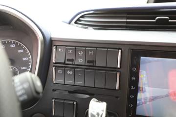 һ����� J6V�ؿ� �캽�� 620���� 6X4 AMT�Զ���ǣ����(Һ��)(CA4250P66K33T1AE6)ͼƬ