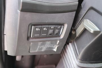 һ����� J6V�ؿ� �캽�� 620���� 6X4 AMT�Զ���ǣ����(Һ��)(CA4250P66K33T1AE6)ͼƬ