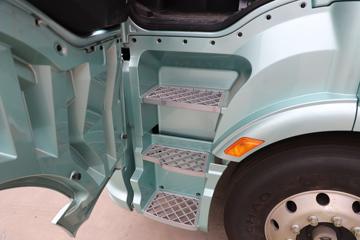 һ����� J6V�ؿ� �캽�� 620���� 6X4 AMT�Զ���ǣ����(Һ��)(CA4250P66K33T1AE6)ͼƬ