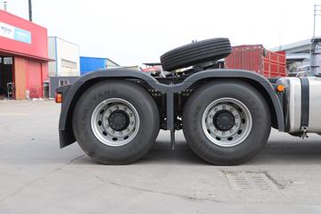 һ����� J6V�ؿ� �캽�� 620���� 6X4 AMT�Զ���ǣ����(Һ��)(CA4250P66K33T1AE6)ͼƬ