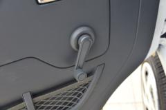 活越神童 神童01 0.95T 1.8米单排纯电动售货车8.4kWh