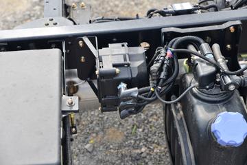 ����;�� T6 132���� 4.005�׵�����ʽС��(����)(EQ5041XXY26DEAC)ͼƬ