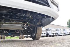 东风途逸 T6 132马力 4.005米单排厢式小卡(国六)(EQ5041XXY26DEAC)