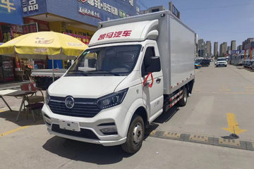 凯马 骏航V2 2023款 2.0L 150马力 汽油 3.7米单排厢式微卡(KMC5034XXYQA360D6B)