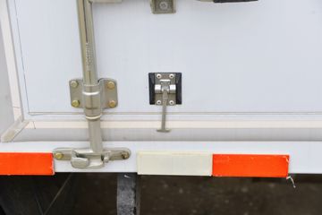 ���� ������D6-N 136���� 4.13�׵�����ʽ�Ῠ(����)ͼƬ