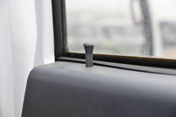 ���� ������D5 132���� 2.82��˫�������Ῠ(����)(EQ1042D3CDF)ͼƬ