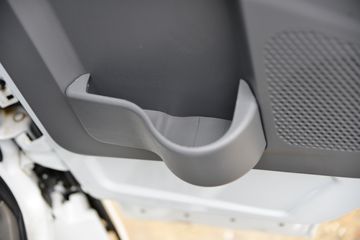 ���� ������D5 132���� 2.82��˫�������Ῠ(����)(EQ1042D3CDF)ͼƬ