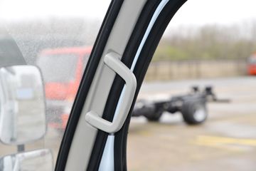 ���� ������D5 132���� 2.82��˫�������Ῠ(����)(EQ1042D3CDF)ͼƬ