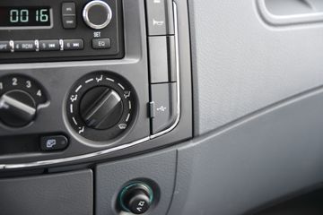 ���� ������D5 132���� 2.82��˫�������Ῠ(����)(EQ1042D3CDF)ͼƬ