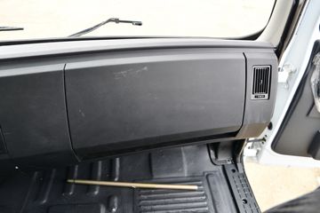 ���� ������D9 200���� 4X2 6.8����ʽ�ػ���(����)(EQ5181XXYL9CDGAC)ͼƬ