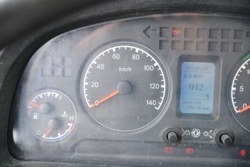 ���� ������D9 200���� 4X2 6.8����ʽ�ػ���(����)(EQ5181XXYL9CDGAC)ͼƬ