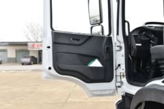 东风 多利卡D9 200马力 4X2 6.8米厢式载货车(国六)(EQ5181XXYL9CDGAC)