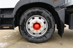 东风 多利卡D9 200马力 4X2 6.8米厢式载货车(国六)(EQ5181XXYL9CDGAC)