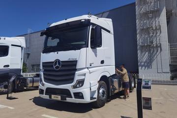 奔驰 Actros 重卡 480马力 6X2R 牵引车(国六)(BJ4266Y6BHL-A1)