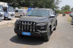 江淮 悍途 2022款 2.0T汽油 231马力 四驱自动 双排皮卡