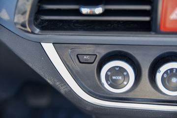 Ծ�� ����S100V 116���� 3.74���Ű���ʽС��(����)ͼƬ