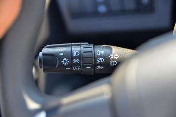 Ծ�� ����S100V 116���� 3.74���Ű���ʽС��(����)ͼƬ