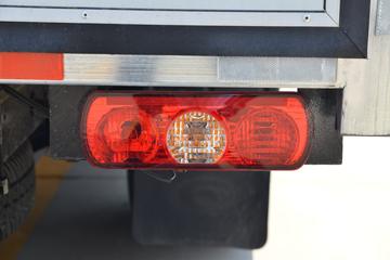 Ծ�� ����S100V 116���� 3.74���Ű���ʽС��(����)ͼƬ
