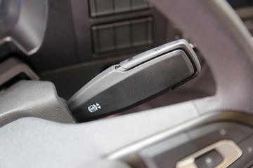 �����ؿ� ����M6000 ݼӢ�� 300���� 4X2 6.85��AMT�Զ�����դʽ�ػ���(��ʿ��)(����)(SX5189CCYVB481)ͼƬ