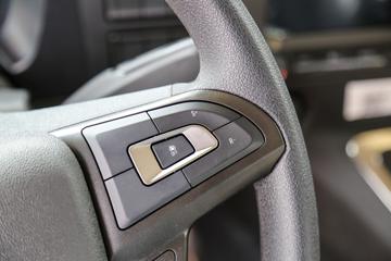 �����ؿ� ����M6000 ݼӢ�� 300���� 4X2 6.85��AMT�Զ�����դʽ�ػ���(��ʿ��)(����)(SX5189CCYVB481)ͼƬ