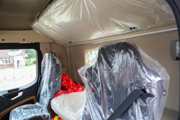 �����ؿ� ����M6000 ݼӢ�� 300���� 4X2 6.85��AMT�Զ�����դʽ�ػ���(��ʿ��)(����)(SX5189CCYVB481)ͼƬ