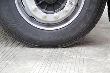 �����ؿ� ����M6000 ݼӢ�� 300���� 4X2 6.85��AMT�Զ�����դʽ�ػ���(��ʿ��)(����)(SX5189CCYVB481)ͼƬ