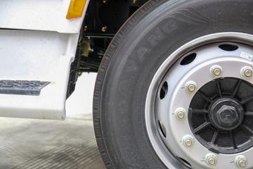 �����ؿ� ����M6000 ݼӢ�� 300���� 4X2 6.85��AMT�Զ�����դʽ�ػ���(��ʿ��)(����)(SX5189CCYVB481)ͼƬ