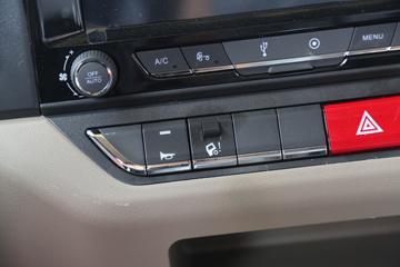 ��������˹ ���� 260���� 4X2 6.8����ʽ�ػ���(����)(SX5189CCYLA501F2)ͼƬ